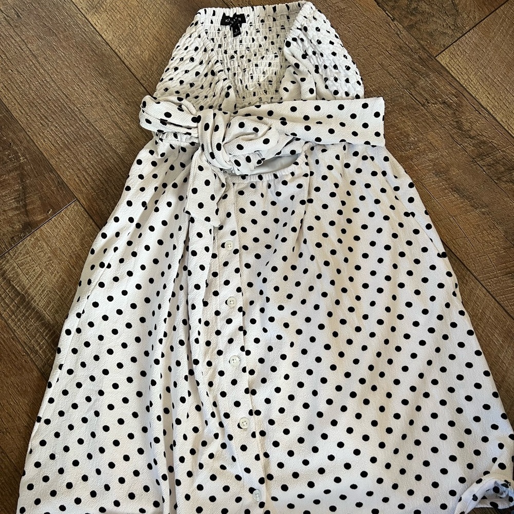 POKA DOT KENDALL AND KYLIE DRESS, FRONT CUT OUT, SIZE SMALL, STRAPLESS